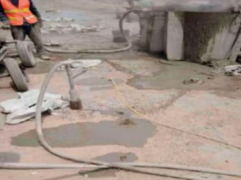 承德水泥混凝土路面板底注浆技术 路面脱空注浆整治方案